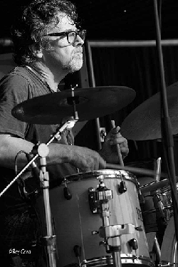 Paul Robinson - Drumming